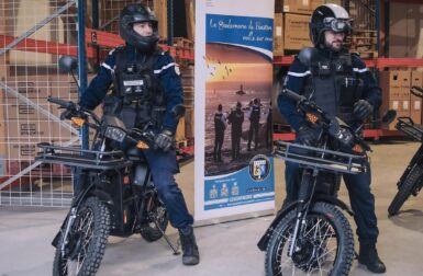 Des scooters électriques deux-roues motrices pour la gendarmerie