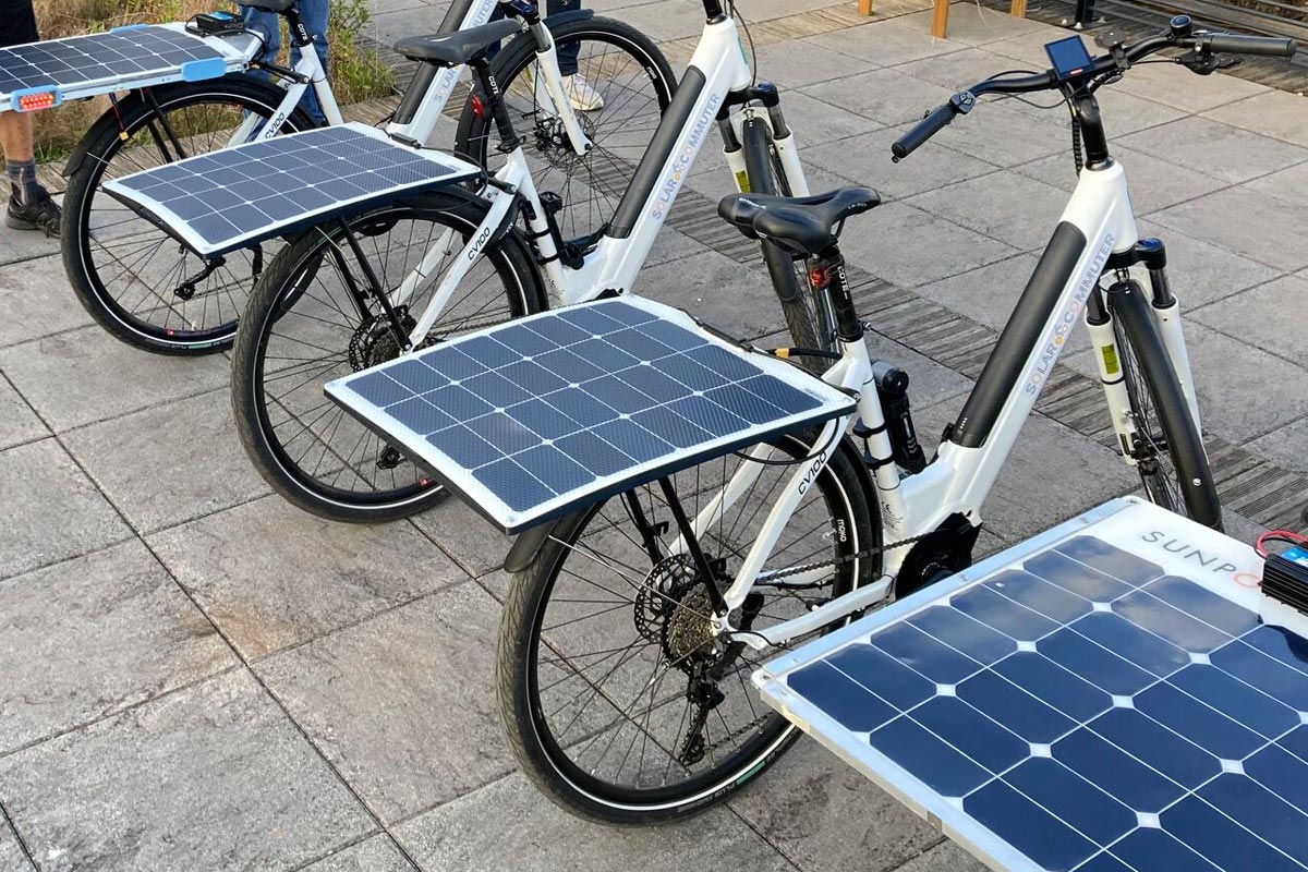 Vélos électriques solaires de Moving Power Lab