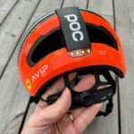 Casque vélo urbain POC Omne Beacon MIPS ultra léger avec led arrière intégrée