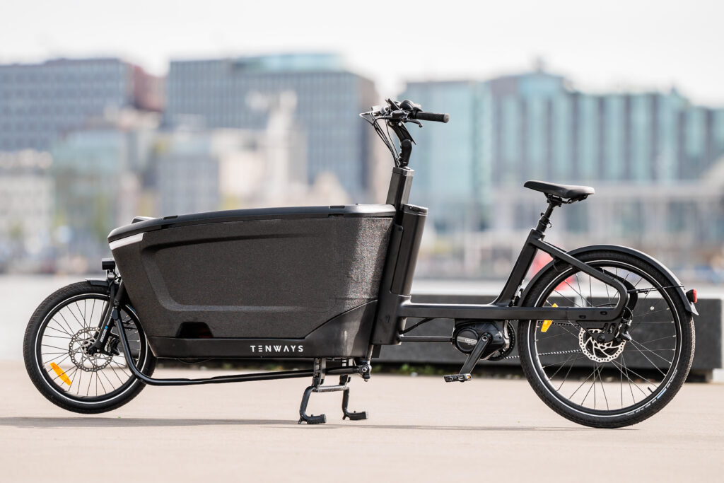 On a testé le Tenways Cargo One : un vélo cargo électrique très prometteur et au prix agressif !