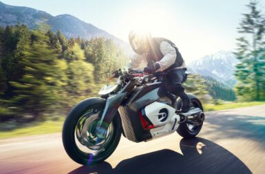 Pour BMW, les motos électriques ne sont pas prêtes à rivaliser avec le thermique