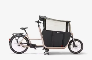 Decathlon F900E : le vélo cargo électrique pour familles nombreuses