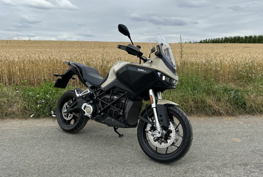 Essai Zero DS A1 : la moto électrique 125 accessible avec permis B