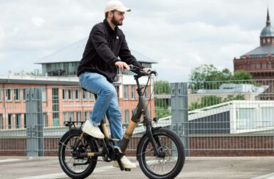 Compact et pratique, ce vélo électrique en bambou est unique au monde !