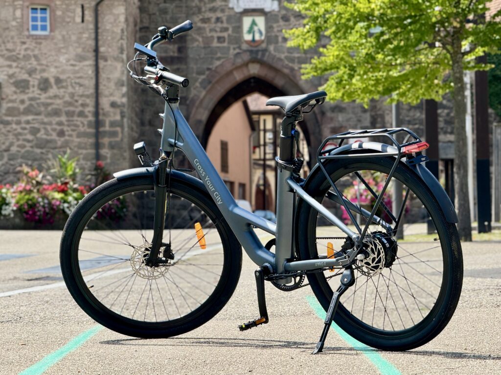 Test ADO Air 28 Pro : un vélo électrique urbain à petit prix avec boîte automatique