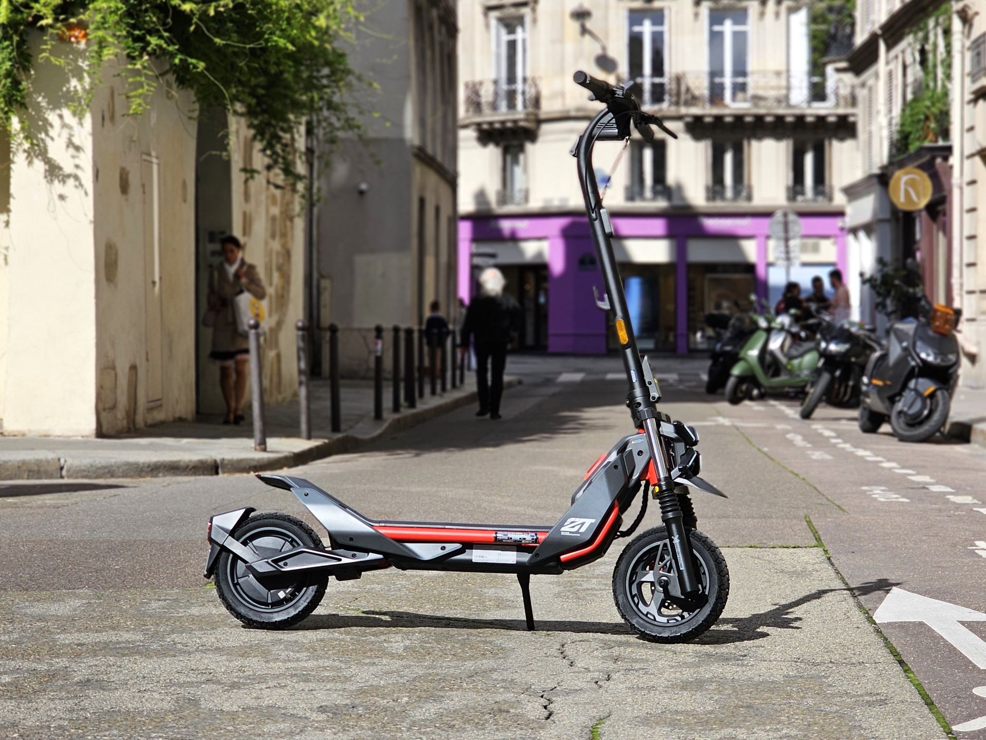 Segway ZT3 Pro E trottinette électrique