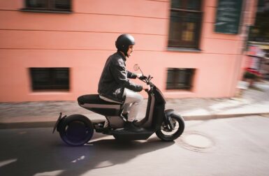 Naon Lucy : compact, puissant et léger, ce scooter électrique ultra-design arrivera en 2026