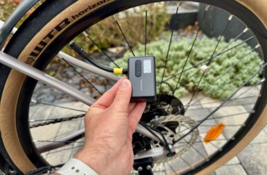 Test Veeape Tiny Pump : une mini pompe à vélo électrique qui tient ses promesses