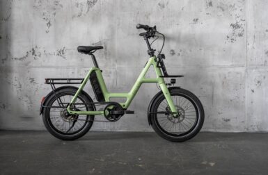 Le vélo électrique compact ultime par i:SY, qui mise sur Bosch et Pinion pour séduire les urbains