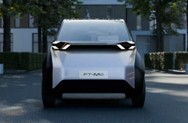 Futuriste et sans permis : la Toyota FT-Me vise le trône de la Citroën AMI