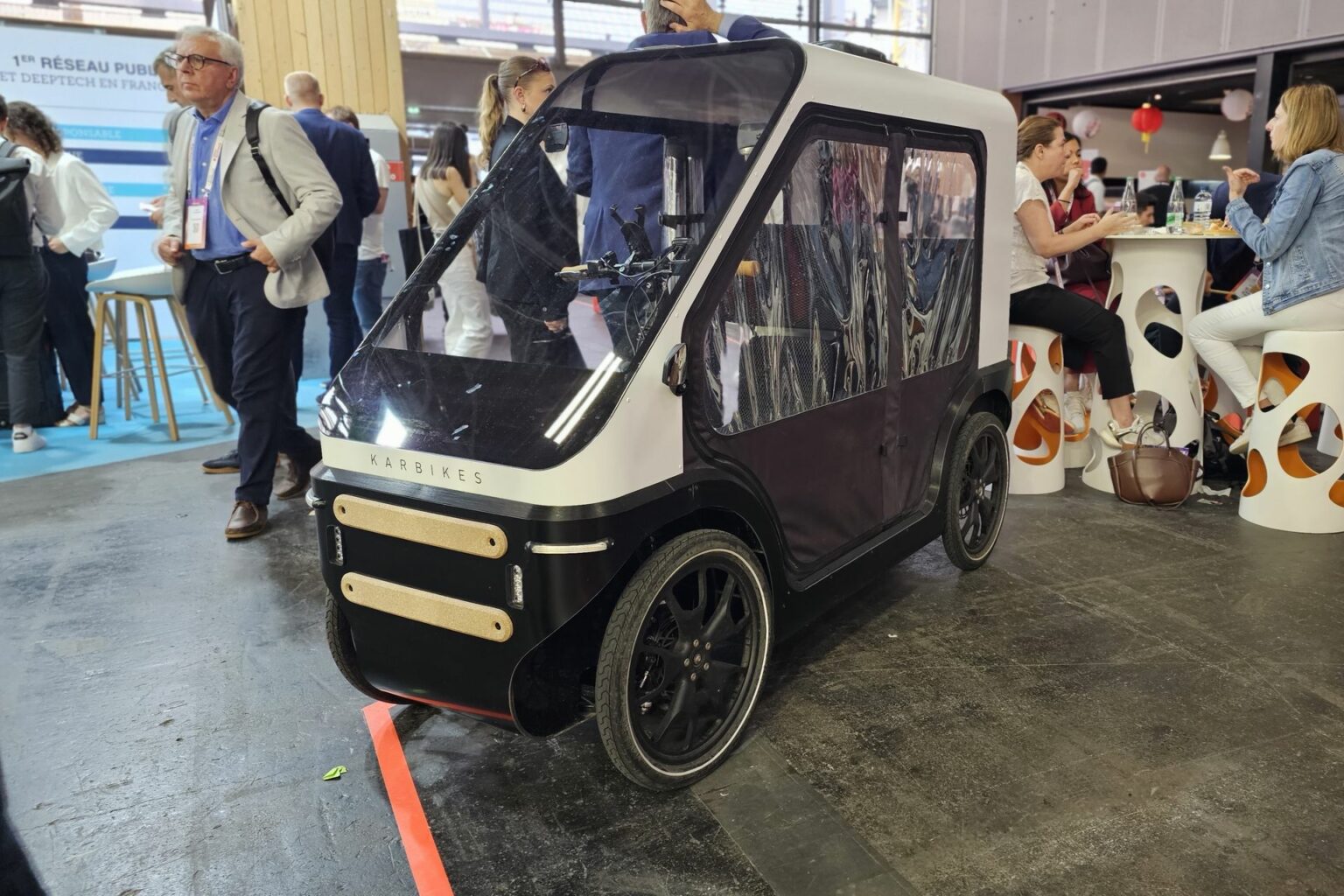 Karbikes Kozy véhicule intermédiaire vélo Vivatech 2025