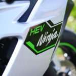 La première moto hybride produite en série
