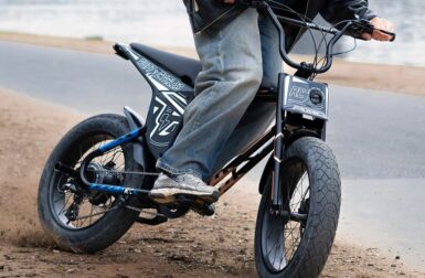 Ruff Lil&rsquo;Loco : ce fatbike électrique s&rsquo;inspire de l&rsquo;univers du supermotard