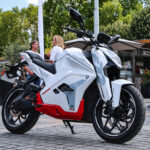 Design de la moto électrique 125