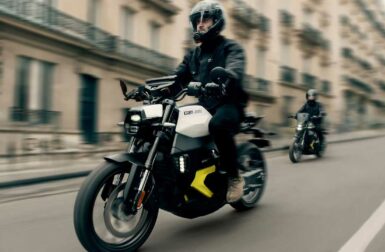 Envie de tester les motos électriques Can-Am ? Participez au Ride Out Tour 2025 !