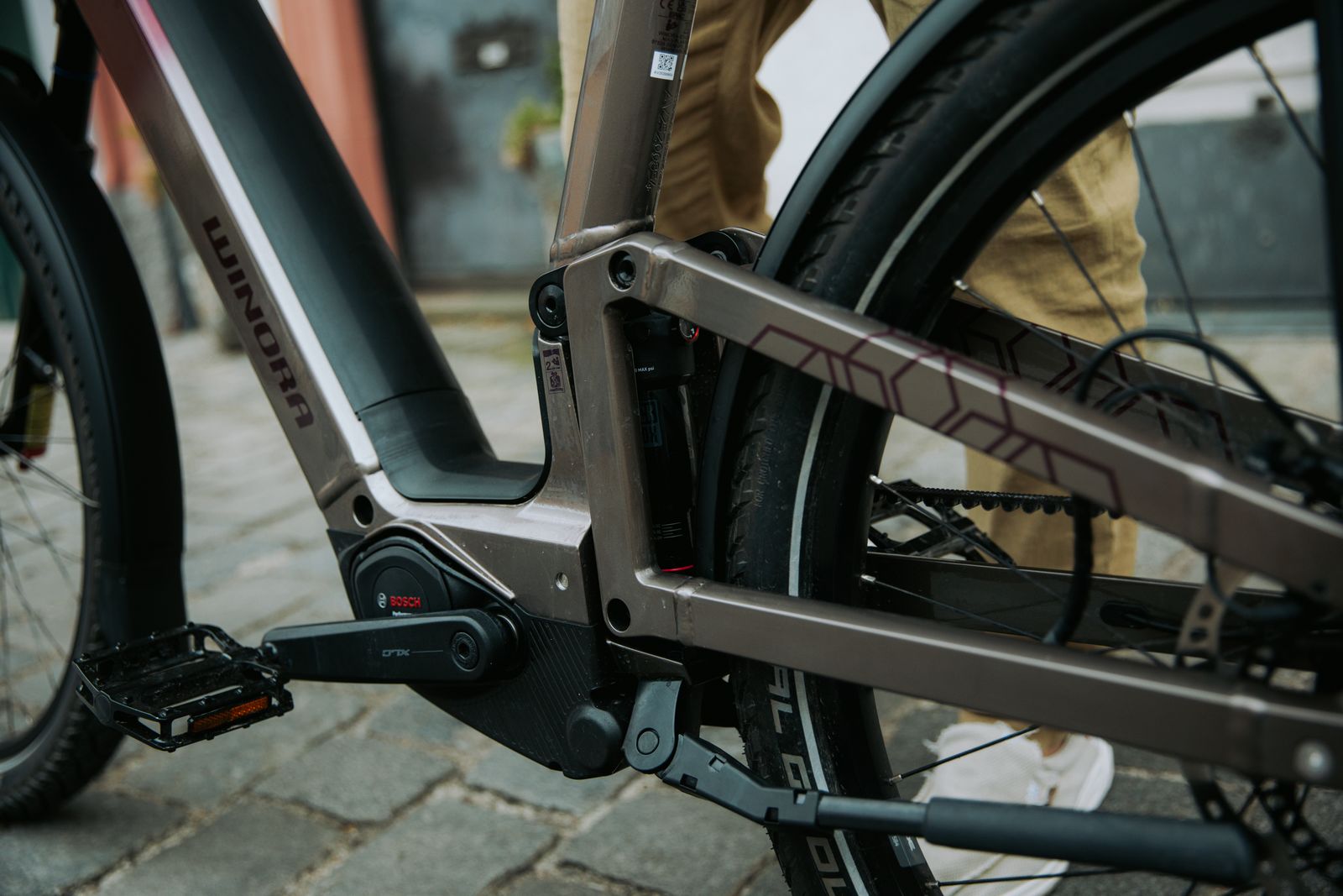 Winora Ruff Rider Winora Sinus FS : un vélo électrique tout suspendu taillé pour la ville ...