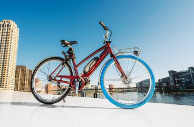 Moins de villes, plus de vélos électriques : la nouvelle route de Swapfiets