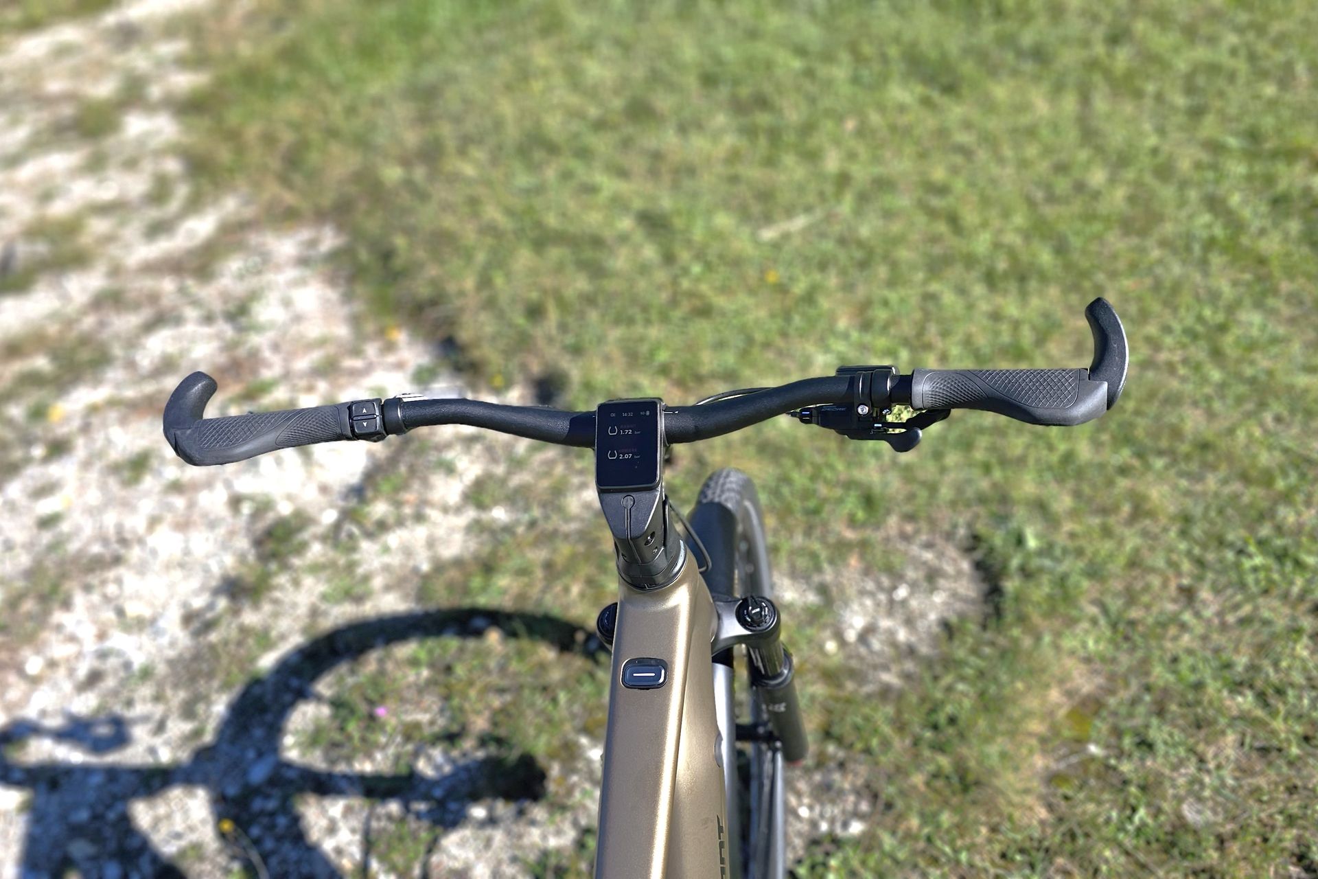 Giant Explore E+ 2025 guidon (2)