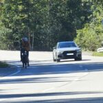 Giant Explore E+ 2025 radar vélo dépassement