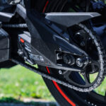 Performances de l'Ultraviolette F77 SuperStreet