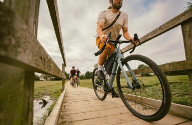 Bon plan Decathlon : –250 € sur le gravel électrique Van Rysel E-GRVL AF HD
