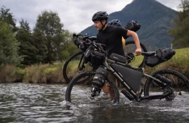 Voyage à vélo : Decathlon sort la gamme Riverside ADVT 900 pour le bikepacking roots