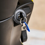 Au guidon du Peugeot Kisbee SE