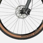 Nakamura E-Summit 960 freins pneus