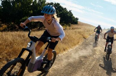 Also TM-B : la version accessible du vélo futuriste de Rivian dévoile enfin son prix