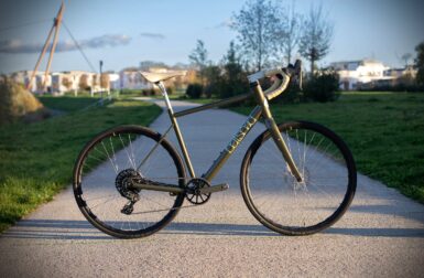 Personnalisable à sa morphologie, ce vélo électrique est au sommet de l’art made in France