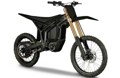 Komodo : Talaria muscle son jeu avec cette moto électrique tout-terrain ultra performante