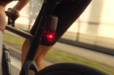 Visibilité à 2 km, détection à 175 m… ce nouveau radar vélo Garmin repousse les limites