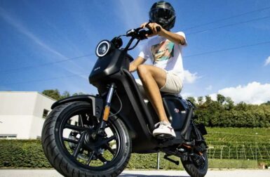 Déstockage chez Niu : des scooters électriques à prix fous