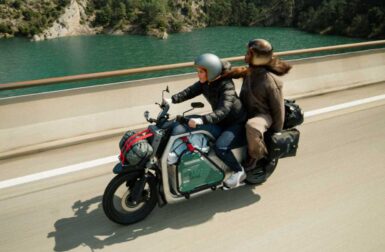 Modulable et pensée pour tout transporter : cette moto électrique veut remplacer votre voiture