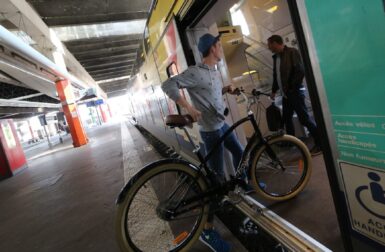 Voyager en TER avec son vélo pourrait devenir un casse-tête régional après ce décret
