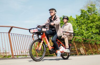 Ils montaient déjà à deux sur les vélos… comment cette ville normande a transformé l’infraction en innovation
