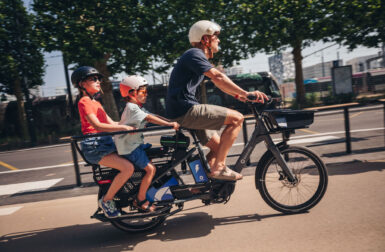 « Ils ont été pris d&rsquo;assaut » : les vélos longtails électriques en libre-service sont un vrai succès !