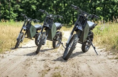 Silencieuse et presque invisible… cette moto électrique vient d’être officiellement adoptée par l’armée ukrainienne