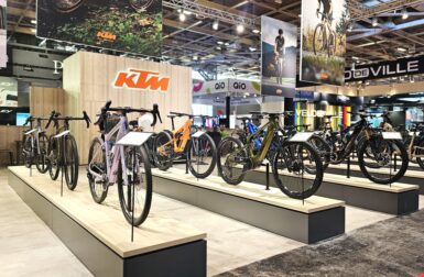 KTM mise sur ce moteur Bosch pour rendre son vélo gravel électrique plus accessible