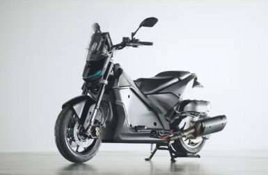 Une moto à trois moteurs : Yamaha dévoile enfin les secrets de son Proto HEV