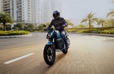 260 km d’autonomie pour 1 600 € : cette moto électrique indienne est-elle trop belle pour être vraie ?