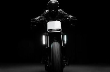 Vendue plus de 50 000 euros, cette moto électrique Brabus ne sera produite qu&rsquo;à dix exemplaires