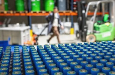 Decathlon s’offre une part de VoltR, la start-up qui transforme les cellules de vos vélos électriques en batteries neuves