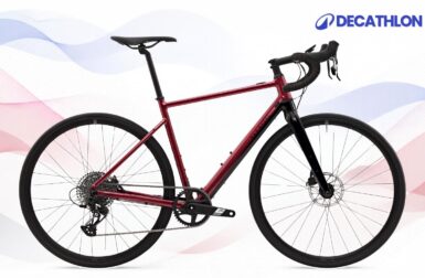 Decathlon sort un nouveau vélo de route électrique Van Rysel à 2 499 € : on l&rsquo;a comparé aux 5 autres de la gamme