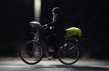 Heure d’hiver : 5 réflexes à adopter en vélo électrique pour éviter les mauvaises surprises
